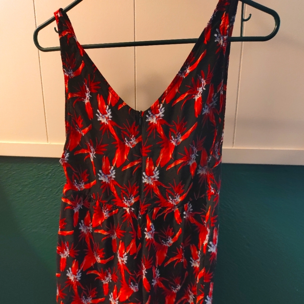 XIX PALMS Red Flower Black Romper Size 2